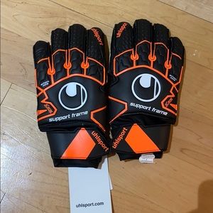 Never worn goalie gloves.